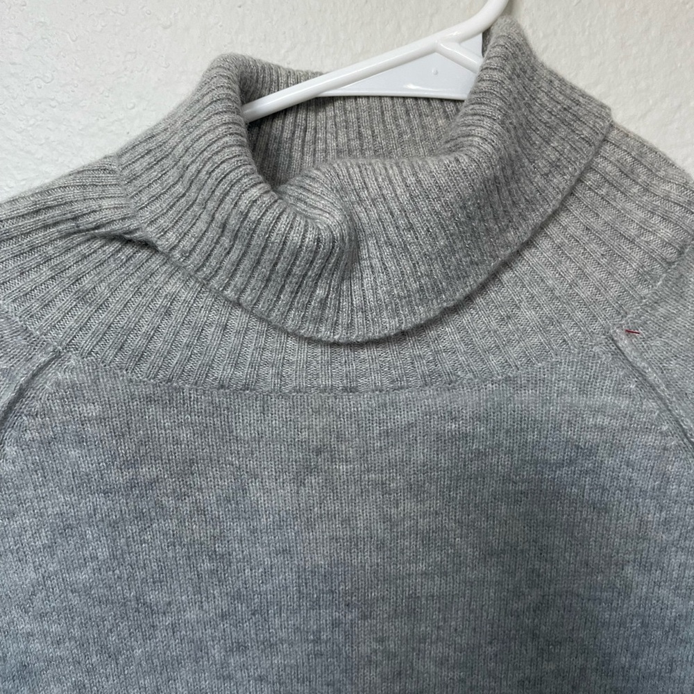 Just Cashmere by forte grey turtleneck long sleeve size L - Picture 2 of 3